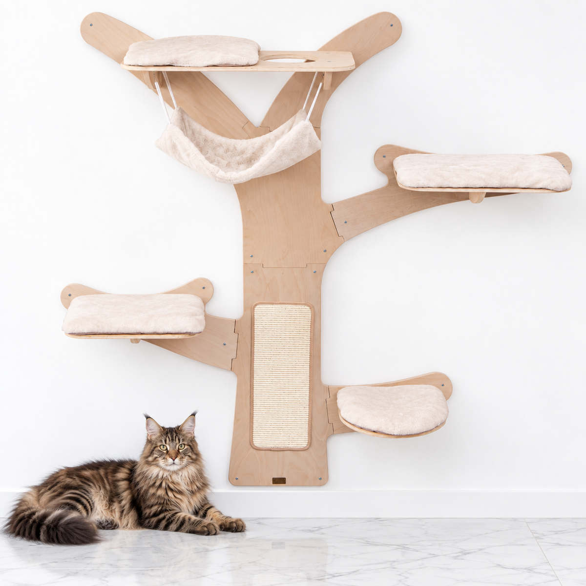 Costway Wall-Mounted Cat Tower PV10152 Natural — maine coon brown
