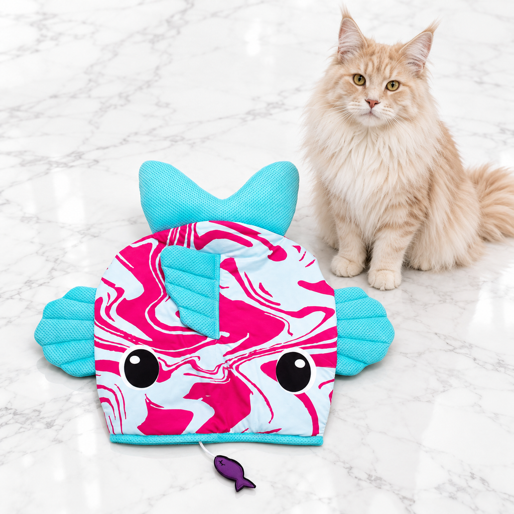 Quirky Kitty Fish Cooling Mat — maine coon cream